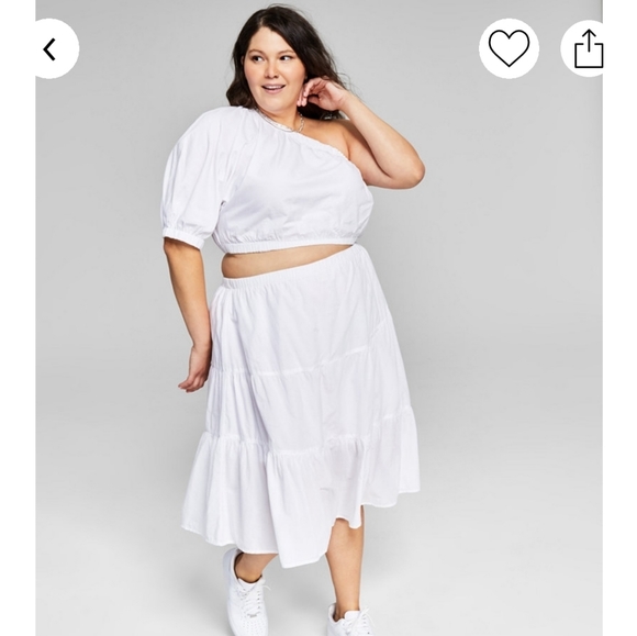 Cute white dress - Picture 1 of 2